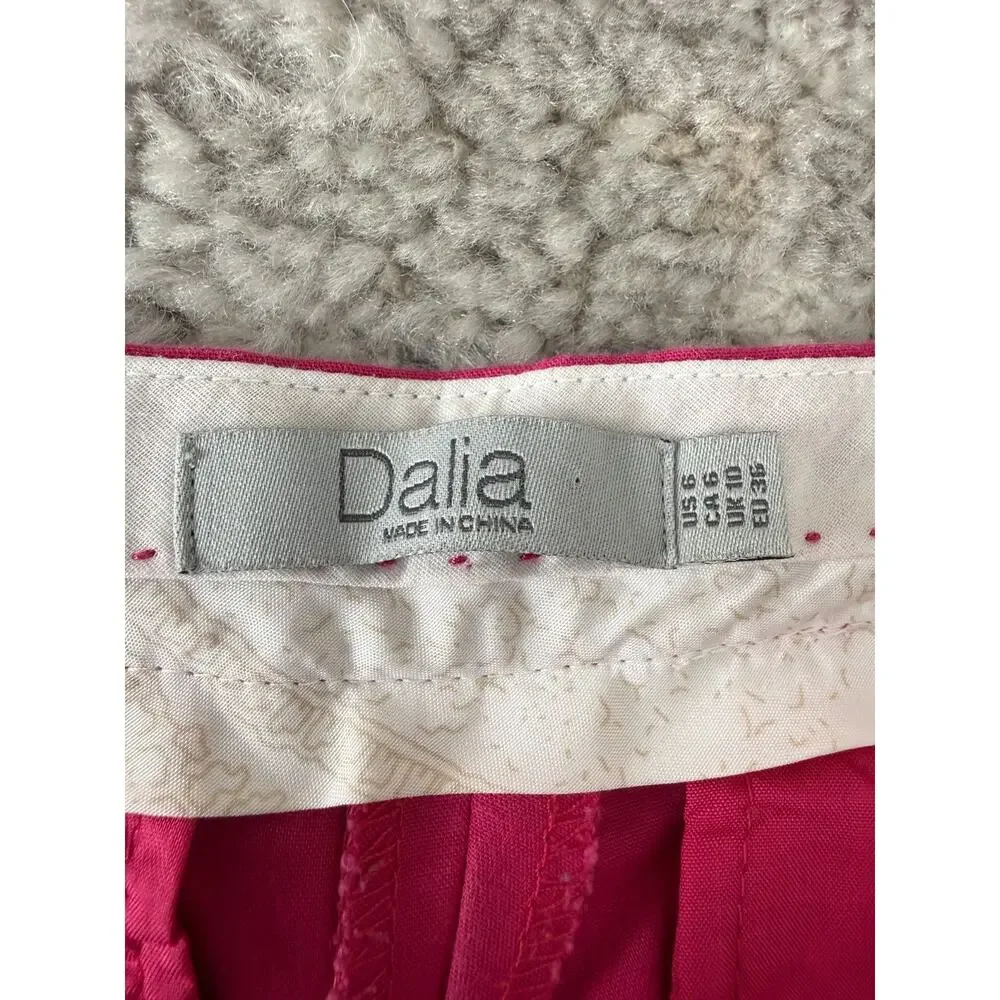 Dalia item description